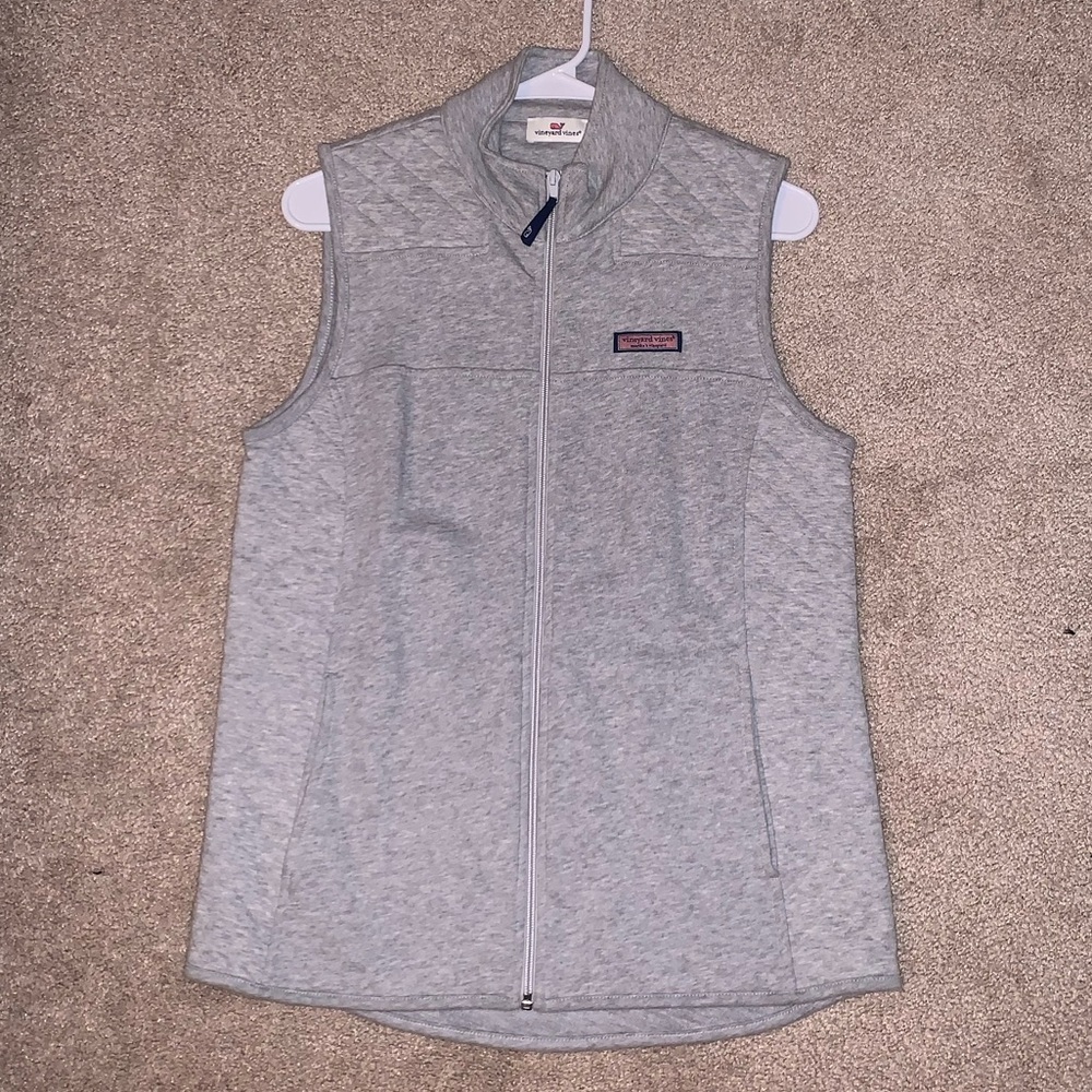 Women’s Vineyard Vines Vest